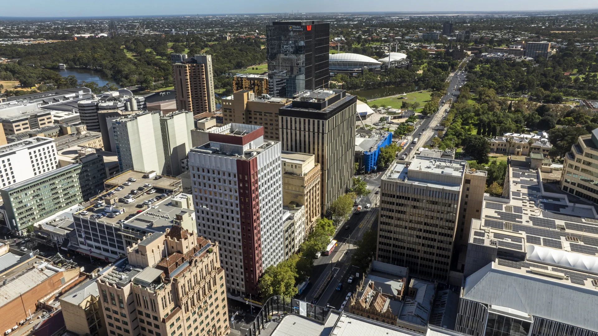 33 King William Street — image 2